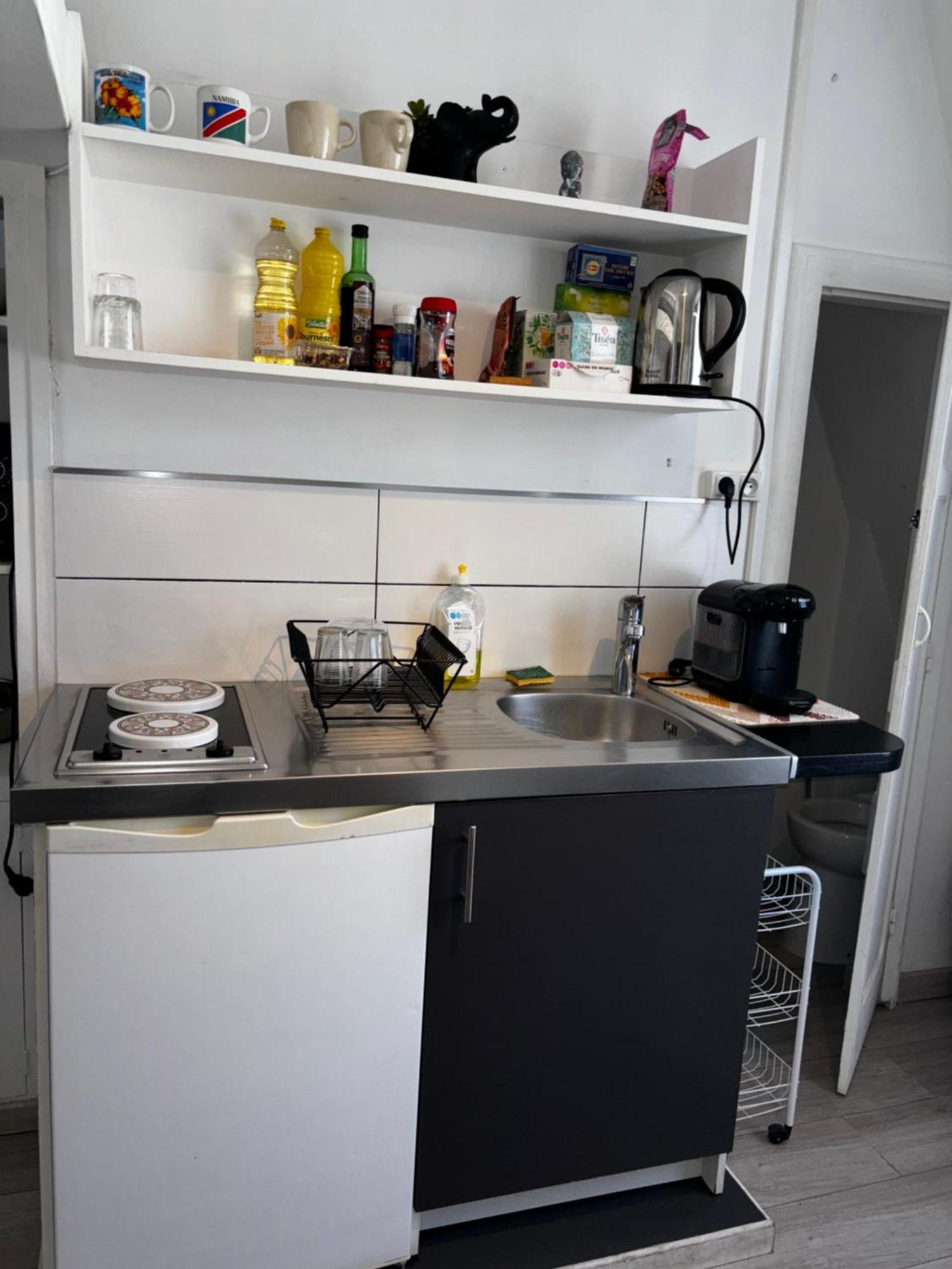 Pretty Montmartre Apartment Paris Bagian luar foto